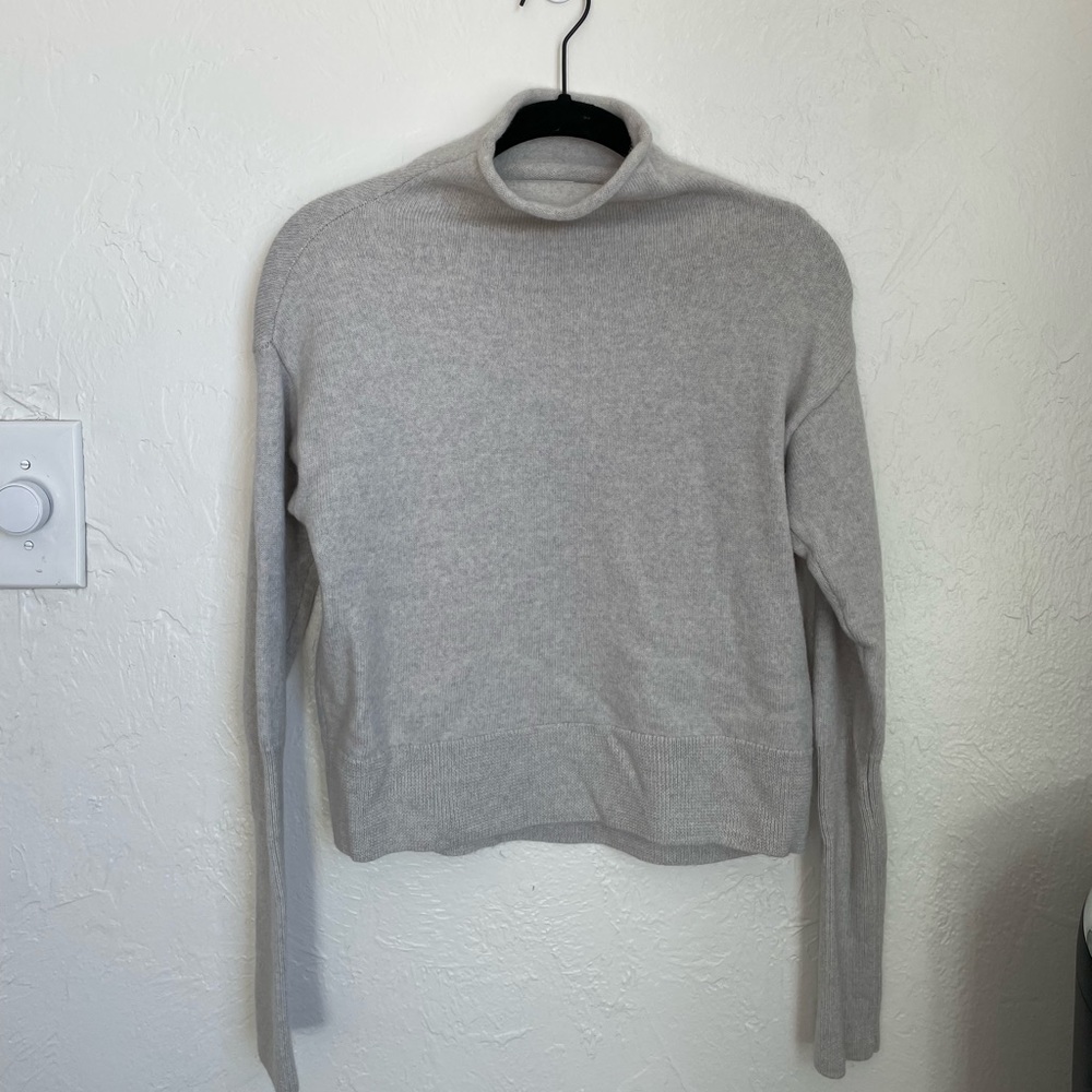 Wilfred cropped turtleneck